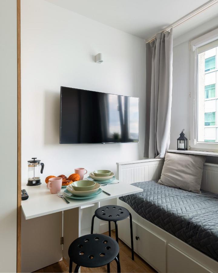 Sliska 3 - Studio - 100M Od Zlotych Tarasow Oraz 200M Od Dworca Centralnego, Piekny Widok Na Panorame Warszawy - Wifi - Smart Tv 55 Cali - Better Rental Varsovia Exterior foto