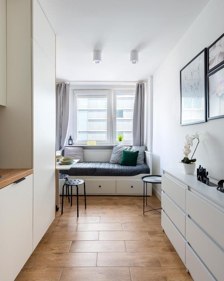Sliska 3 - Studio - 100M Od Zlotych Tarasow Oraz 200M Od Dworca Centralnego, Piekny Widok Na Panorame Warszawy - Wifi - Smart Tv 55 Cali - Better Rental Varsovia Exterior foto
